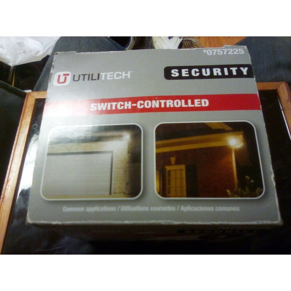 Utilitech Switch Controlled Security Floodlight